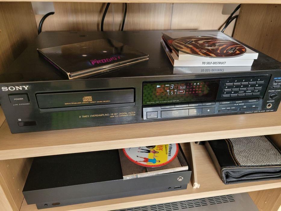 Odtwarzacz CD Sony cdp 590