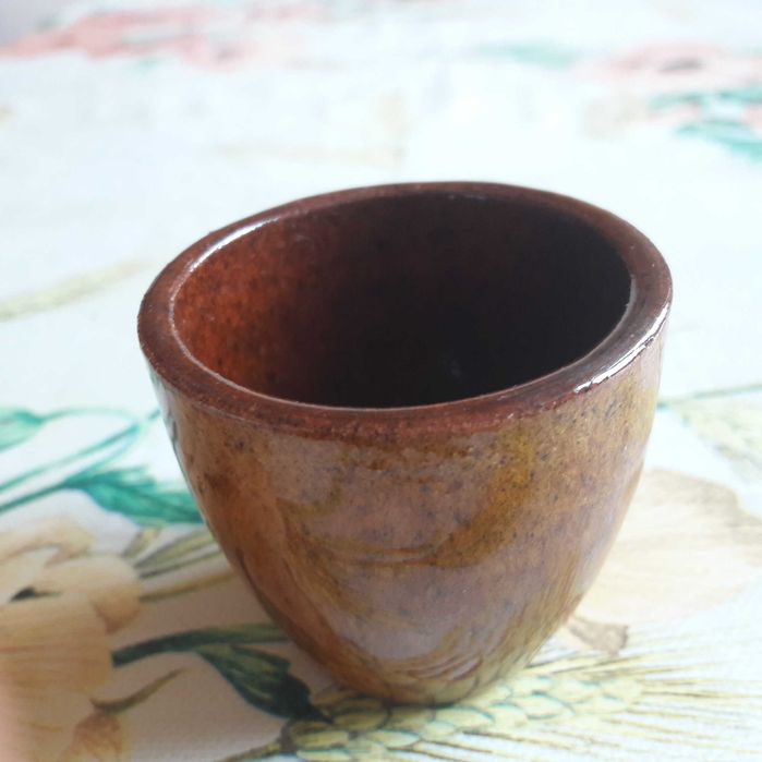 Karafka z kubeczkami PRL