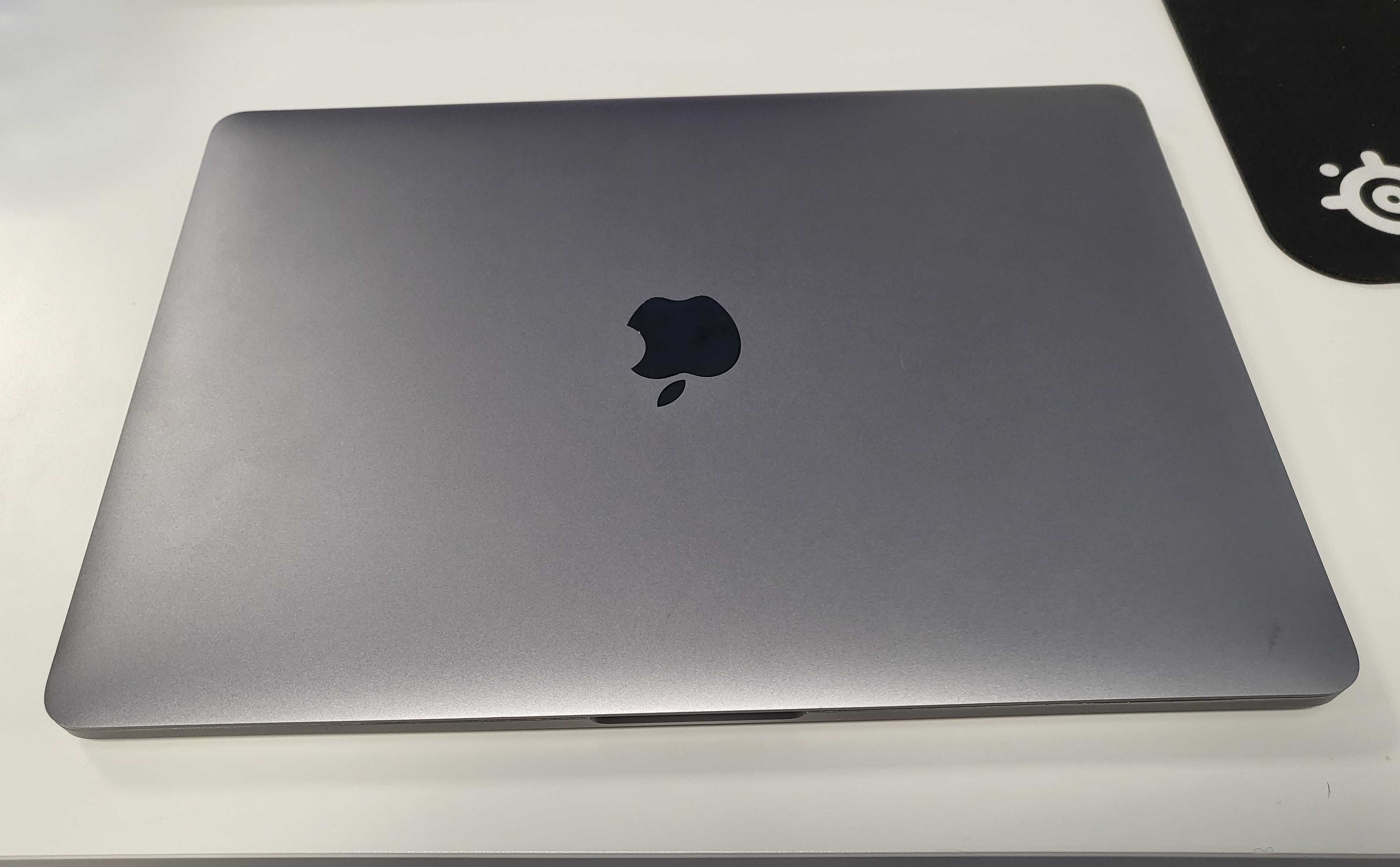 MacBook Pro 13,3" MID 2019