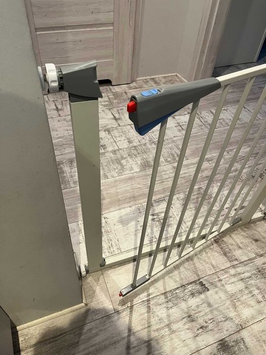 DWIE barierki zabezpieczająca  bramka dla dzieci