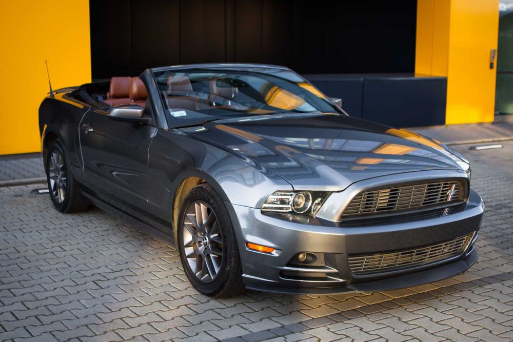 Ford Mustang Cabrio wersja Club Of America Skóry Manual rzadka wersja