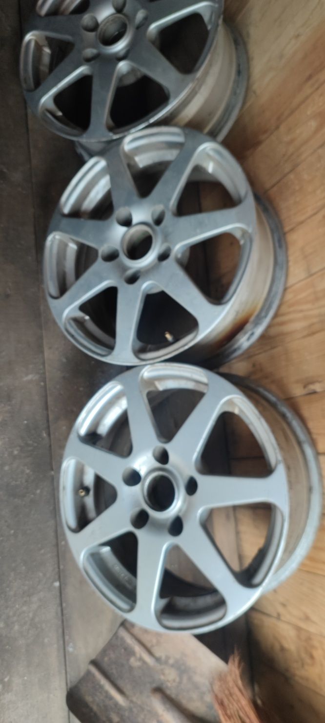 Продам диски 205/65 R15 5x114.3