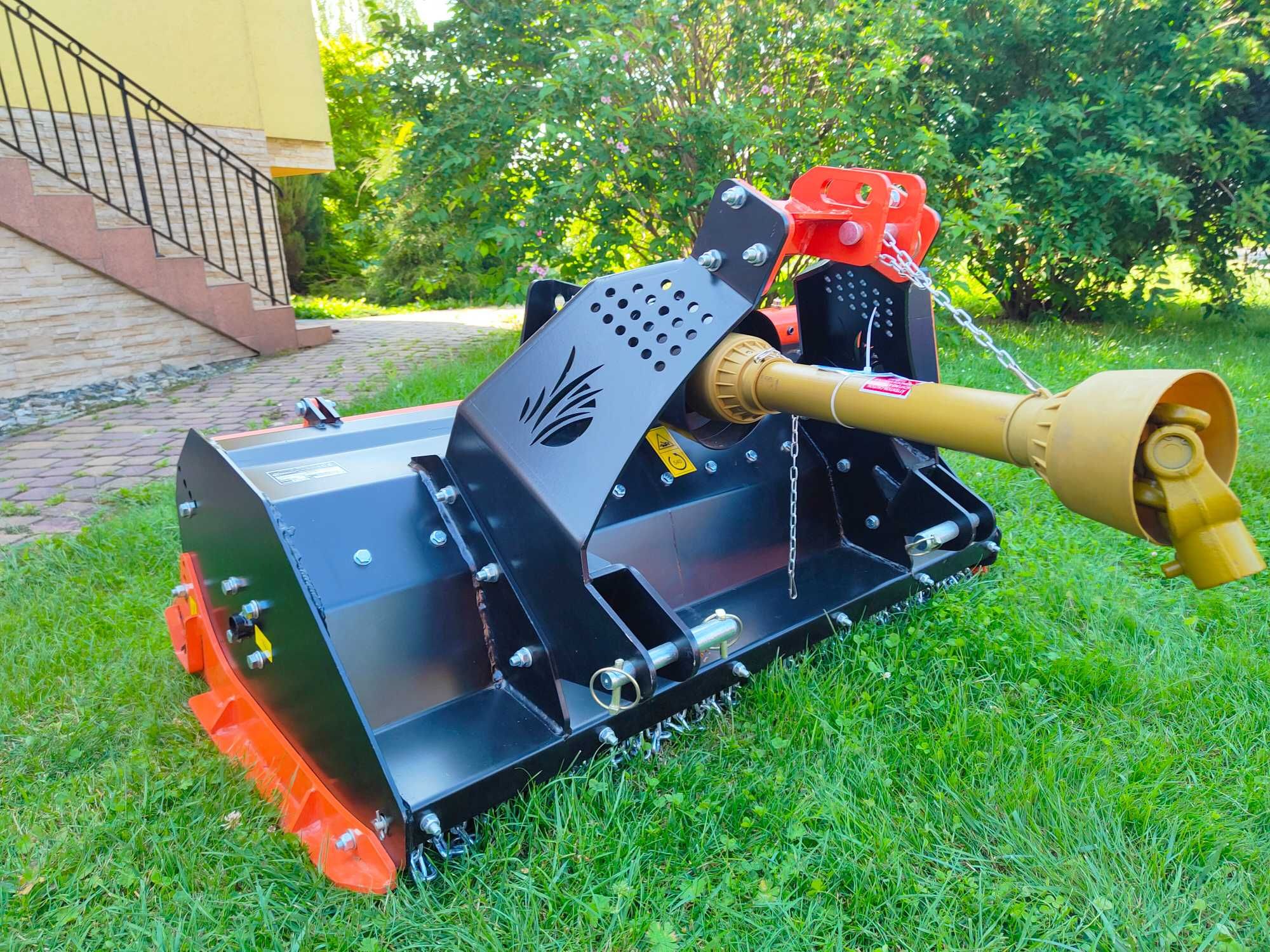 Kosiarka bijakowa mulczer tylna Orkan KT 130 do Iseki Kubota Yanmar