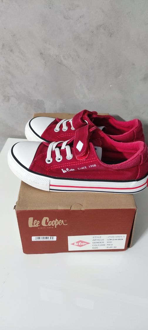 Trampki, tenisówki dla dziewczynki Lee Cooper r. 30 czerwone