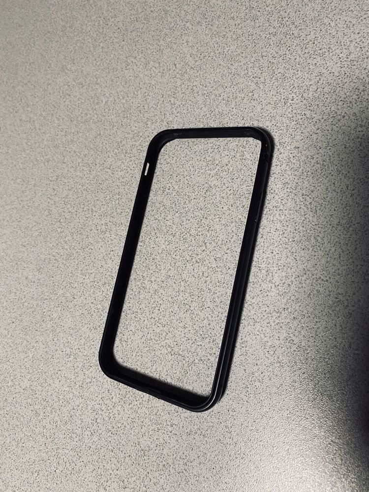 Bumper aluminiowy do iPhone XR