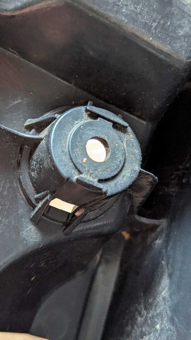 2007-2009 Suzuki xl7 левый задний фонарь