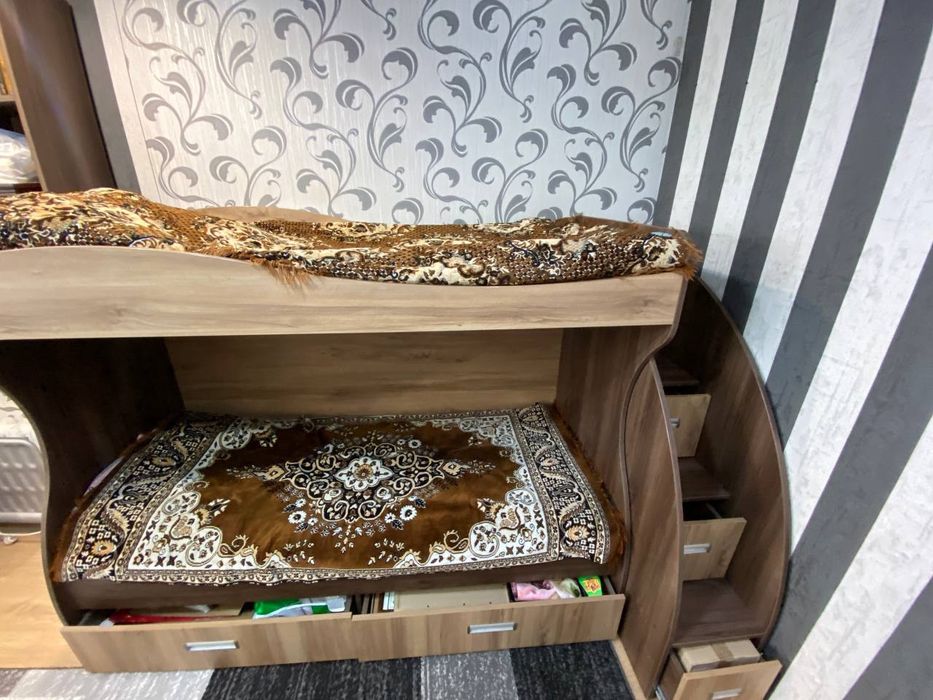 Двоярусне ліжко + пенал