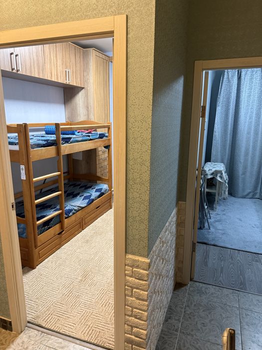 Оренда на 4 спальних місця. Окремі 2 кімнати.