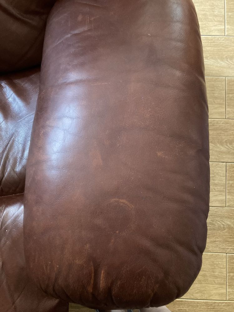 Dwuosobowa sofa skórzana z funkcją relax