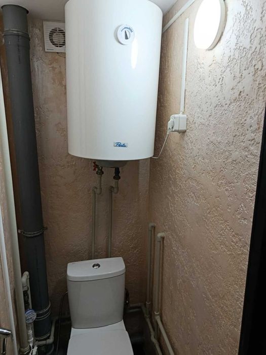 Продам 2х кв ремонтом газовый дом  ул Бочарова .