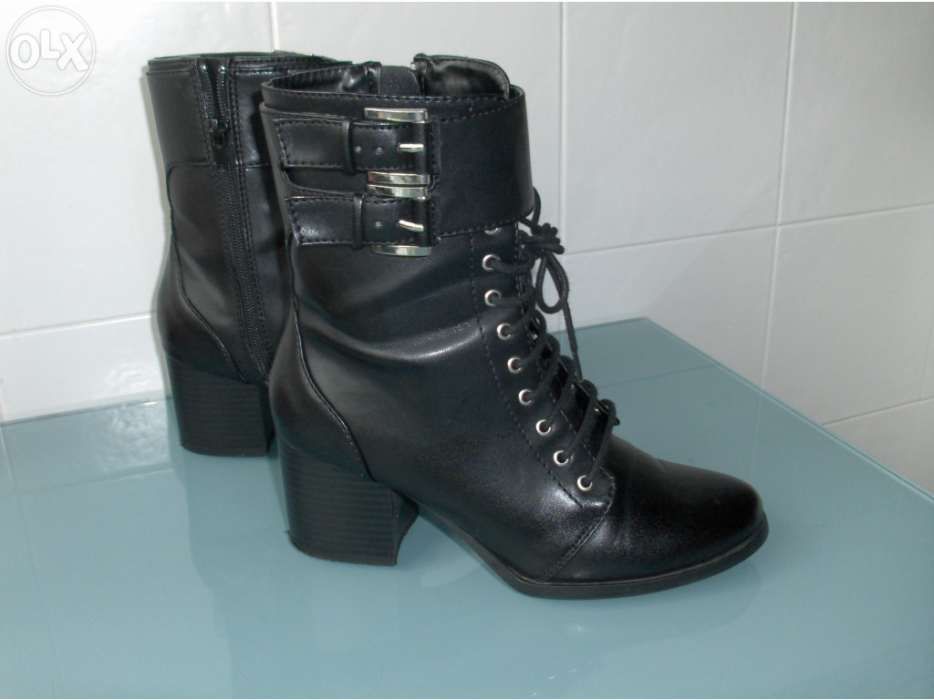 Botins pretos Stradivarius Nº 37