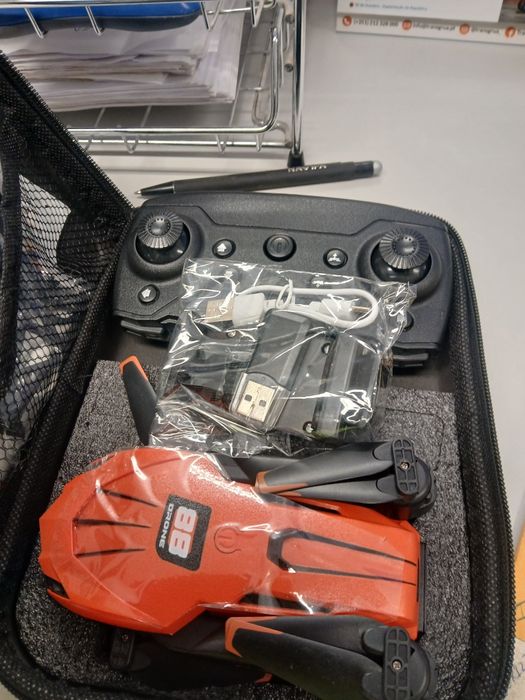 Drone E88 Pro com cameras duplas