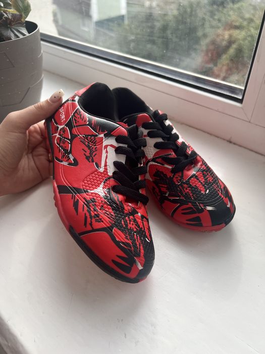 Новые футзалки 30 и 32