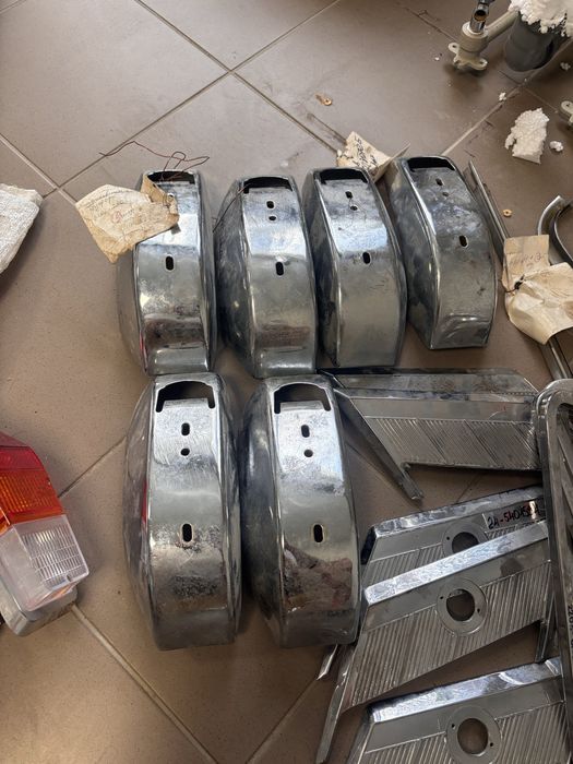 Продам обліцовку форточок газ 24 хром