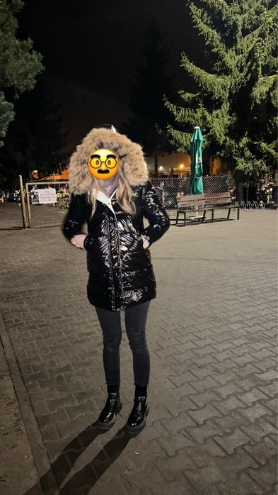 Czarna zimowa kurtka
