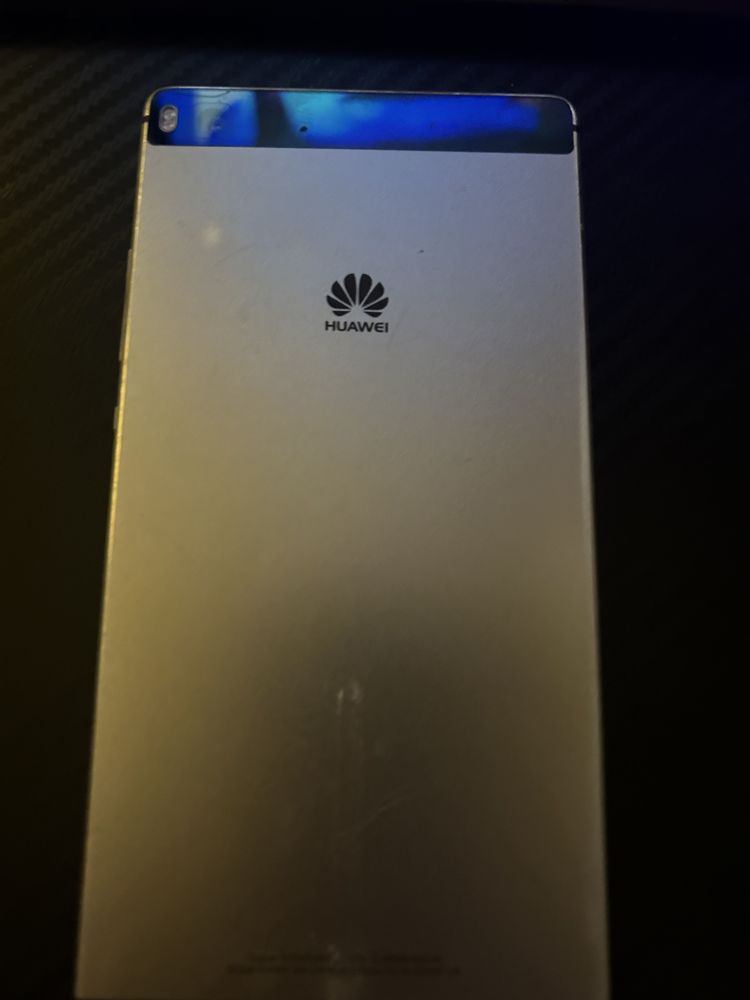 Huawei GRA-L09 P8
