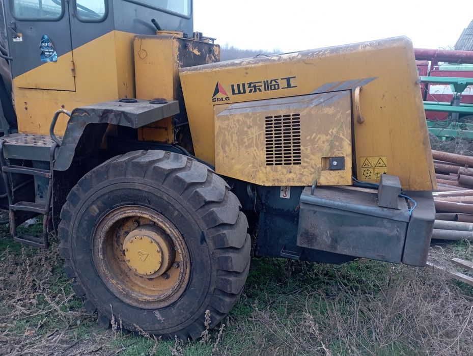 Фронтальный погрузчик SDLG 933L