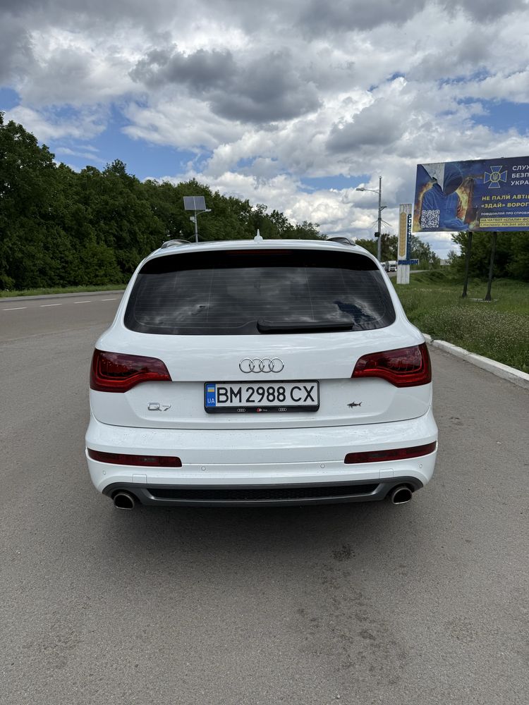 Audi Q7 4.2 tdi s-line в ідеальному стані.