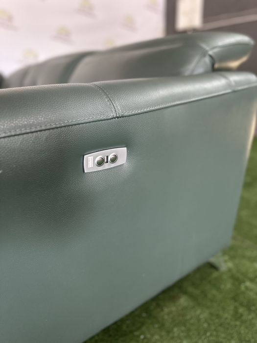 Кутовий шкіряний диван з електрореклайнер і USB виходом з Німеччини