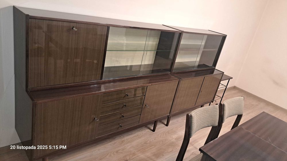 Zestaw mebli. Kredens z nadstawką, witryna prl. Meblościanka. Stan bdb