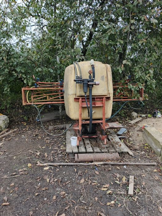 Оприскувач до трактора