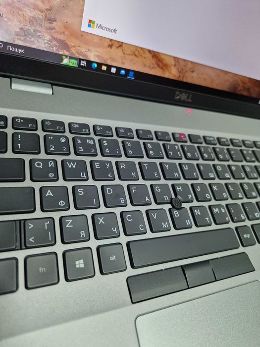 Лазерне гравіювання (ноутбук/ПК), металу, пластику, сувенірів, бренду