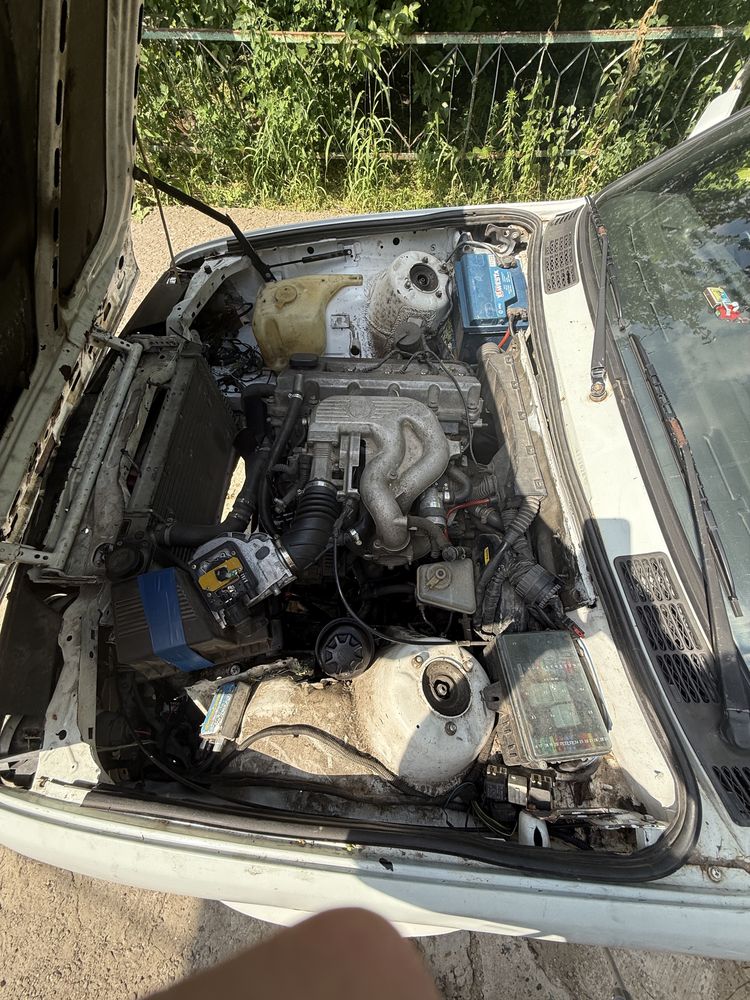Продам Терміново  BMW E30 1.8 m42b18ціна без колес!!! Тільки сьогодні!