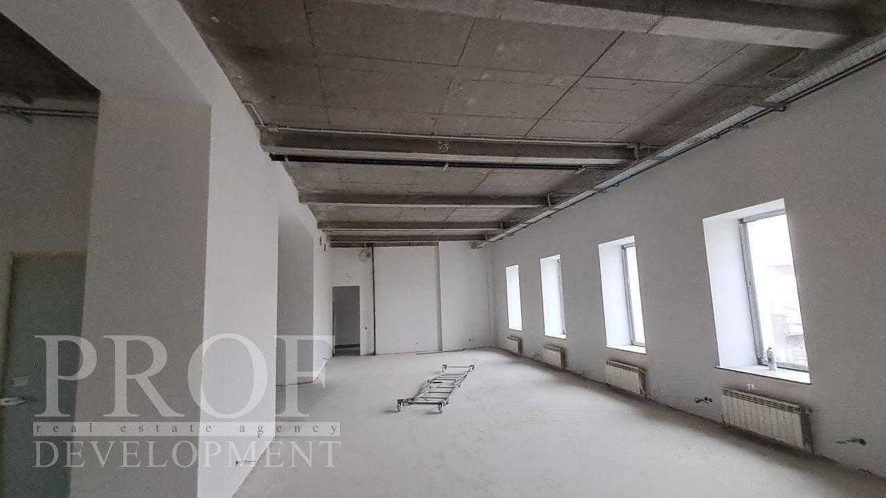Оренда будівлі під офіс клініку представництво вул Жилянська (2215 м2)