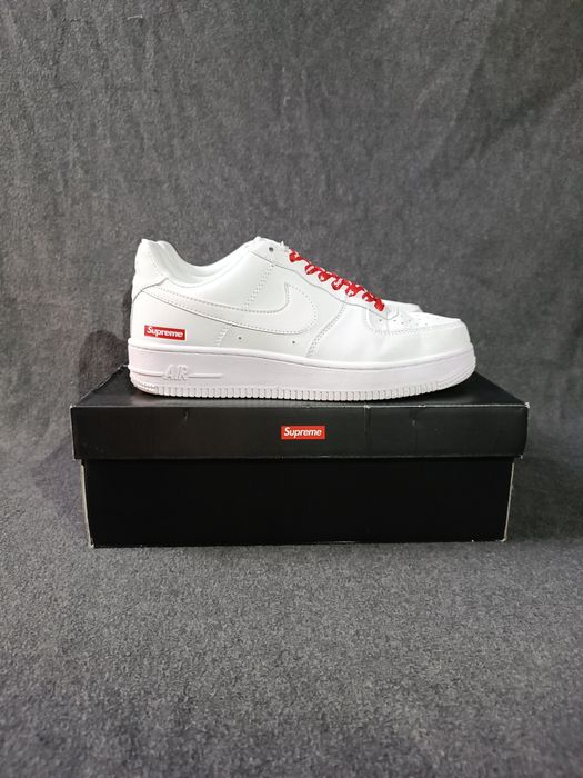 Nike air force one supreme