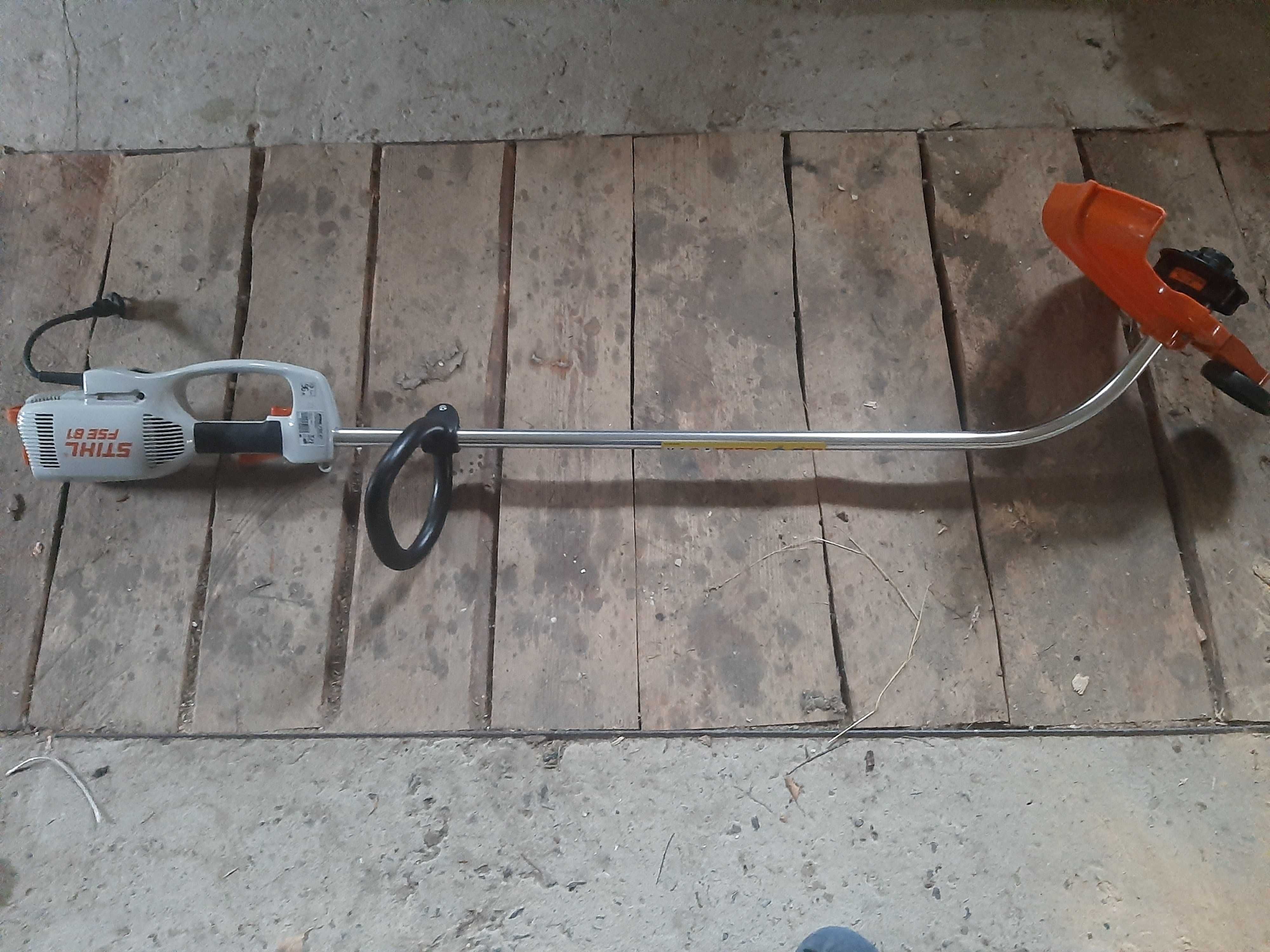 Sprzedam podkasalkę STIHL FSE 81