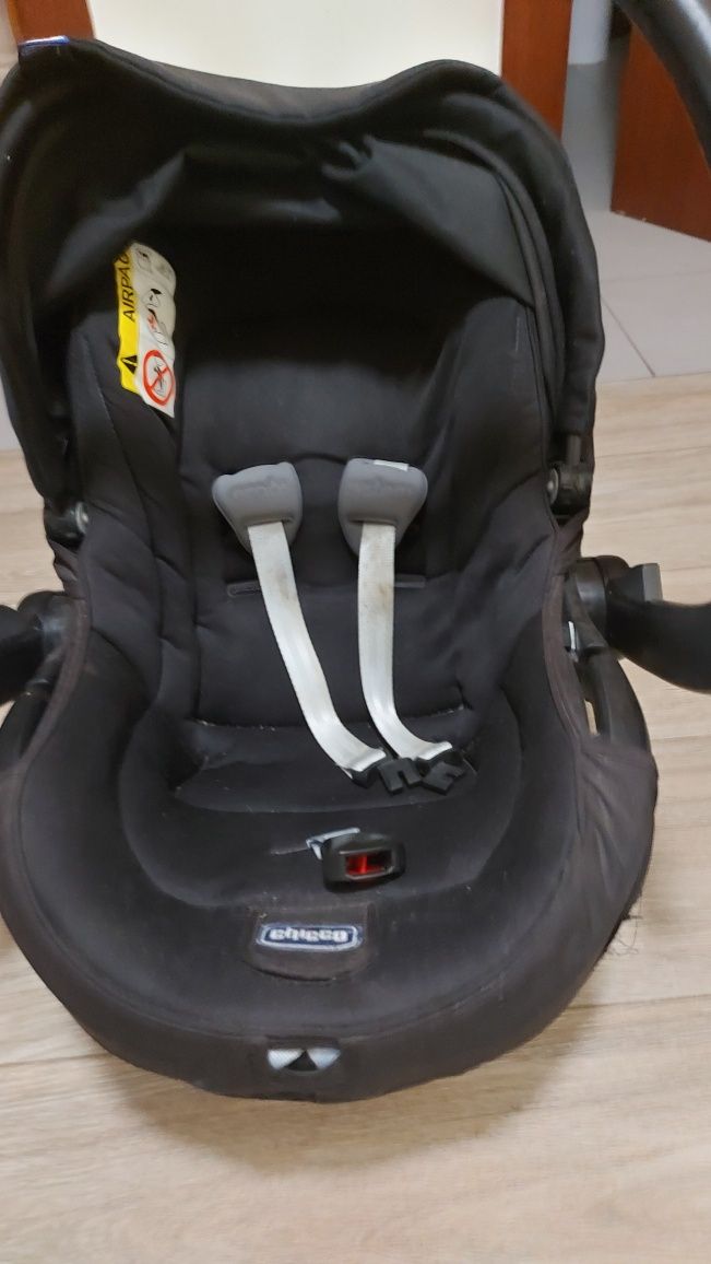 Trio love - chicco -> carrinho  + ovo + alcofa