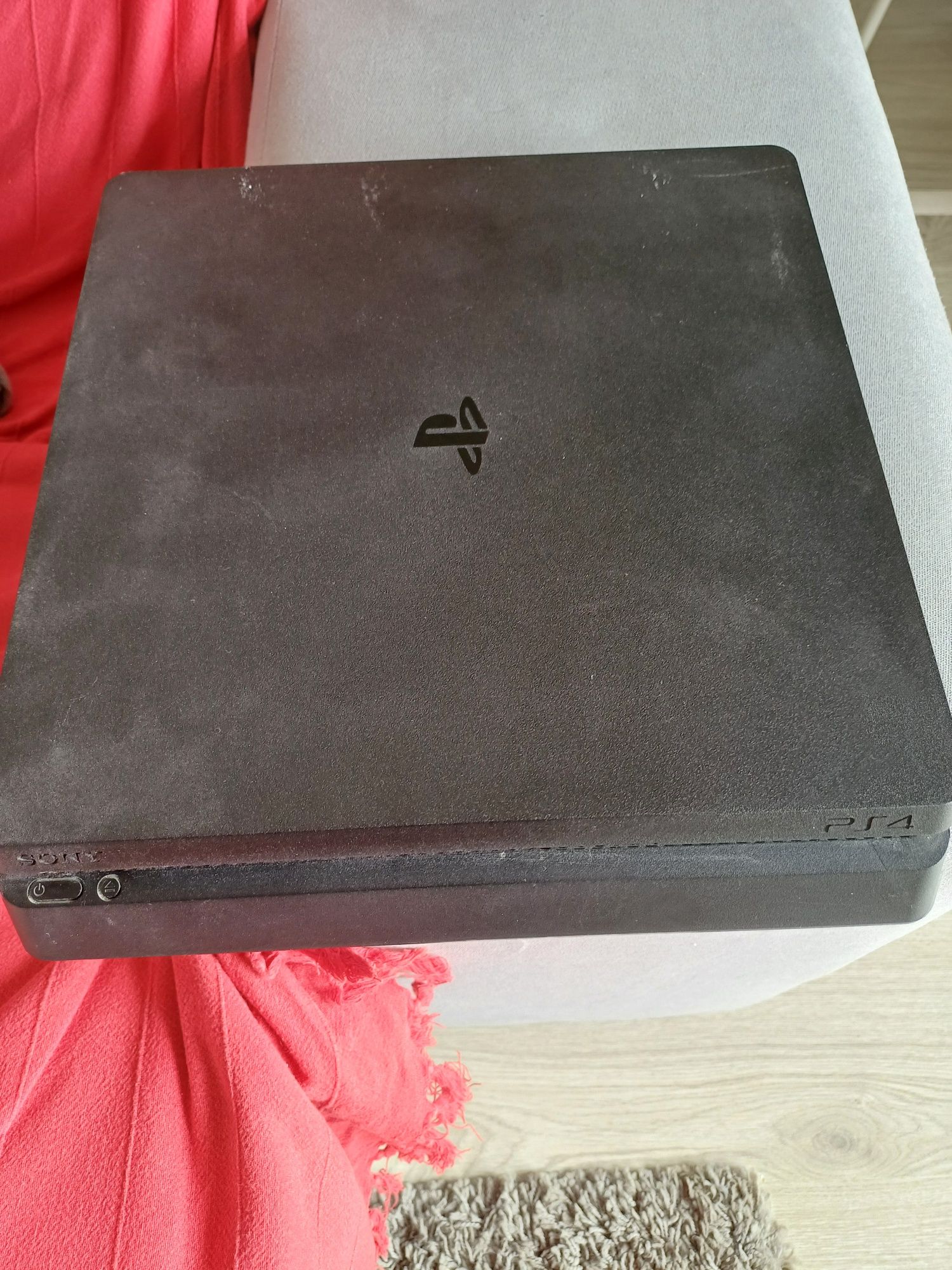 Playstation 4 slim 1tb