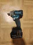Klucz udarowy Makita DTW 285 plus bateria 6Ah LXT