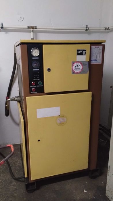 Sprężarka śrubowa kompresor Typ Kaeser SK25