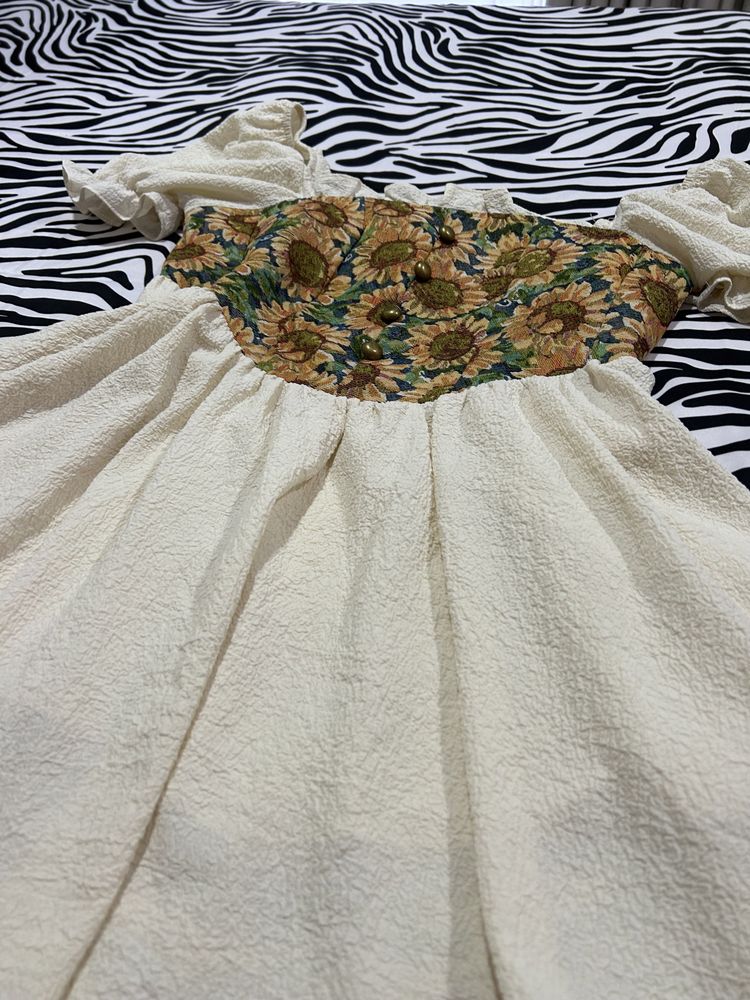 Mini vestido (inspiração medieval)