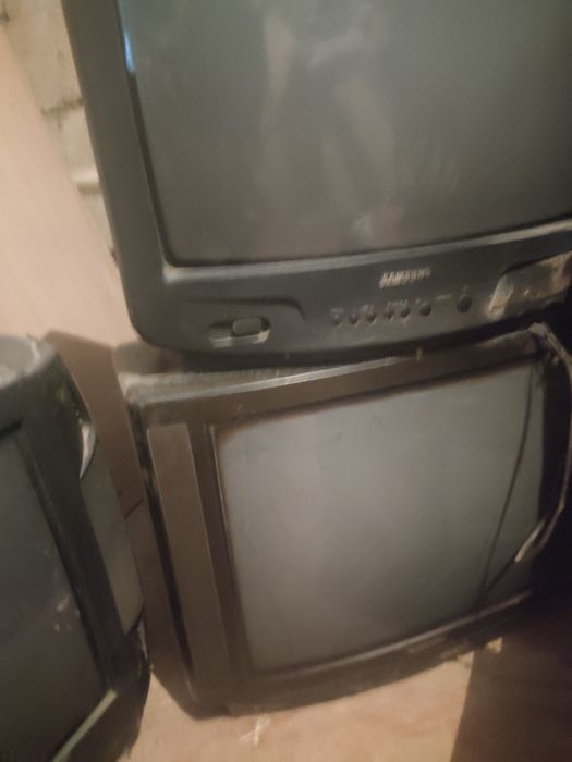 Обменяю телевизори SONGS PANASONI TAHIBO