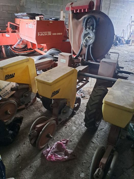 Semeador de milho 3 linhas