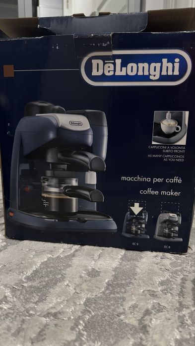 Кавоварка Delonghi