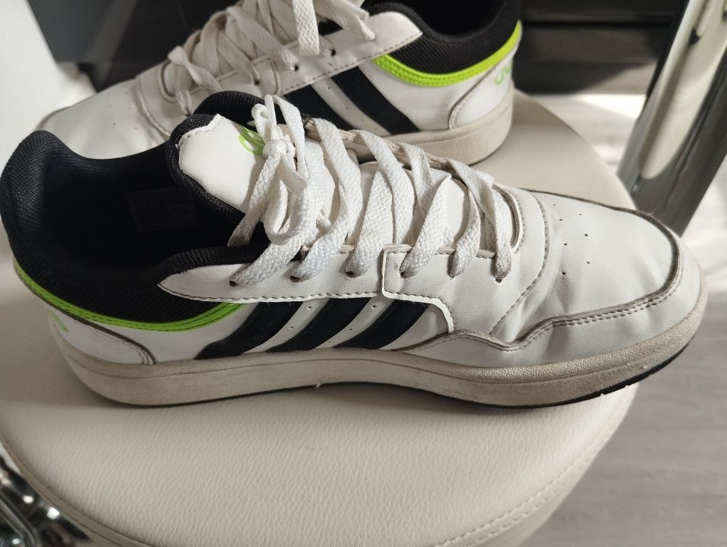 Buty adidas dziecięce 38.5 cm