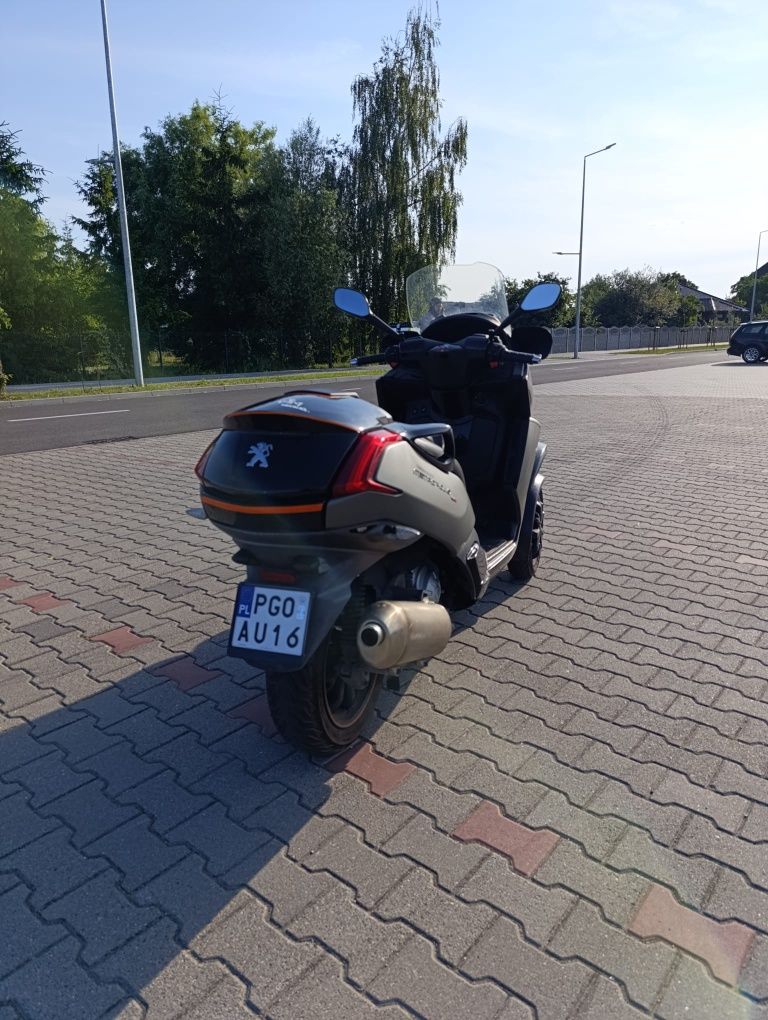 Metropolis L5E 400ccm 2014r