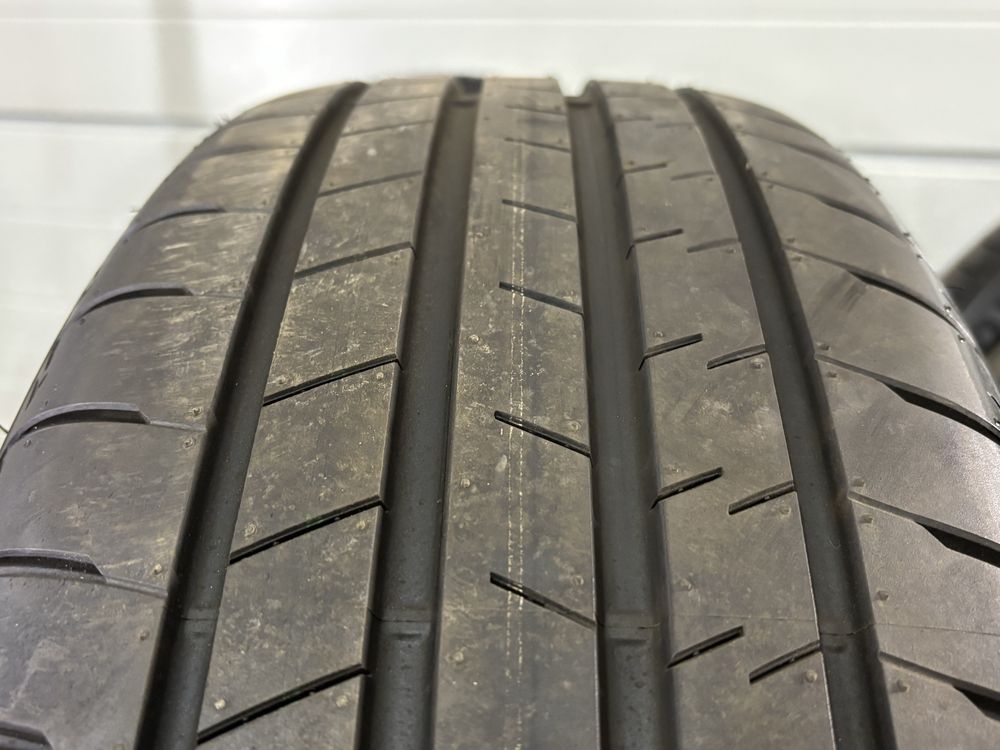 Opony letnie Bridgestone Alenza 225/60/18, komplet