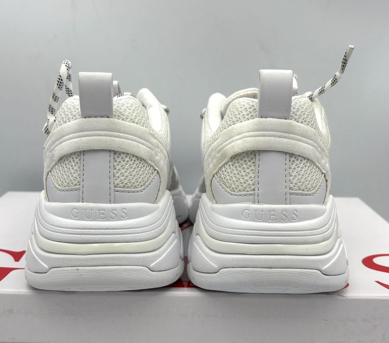 ‼️Nowe oryginalne sneakersy GUESS Marlia białe 35 AZ 104 ekoskóra