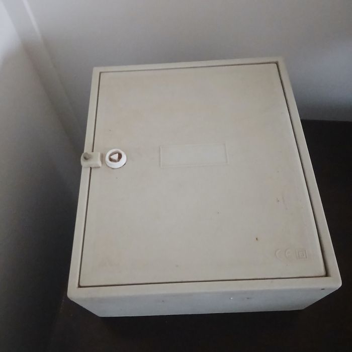 Venda de material elletrico trifásico