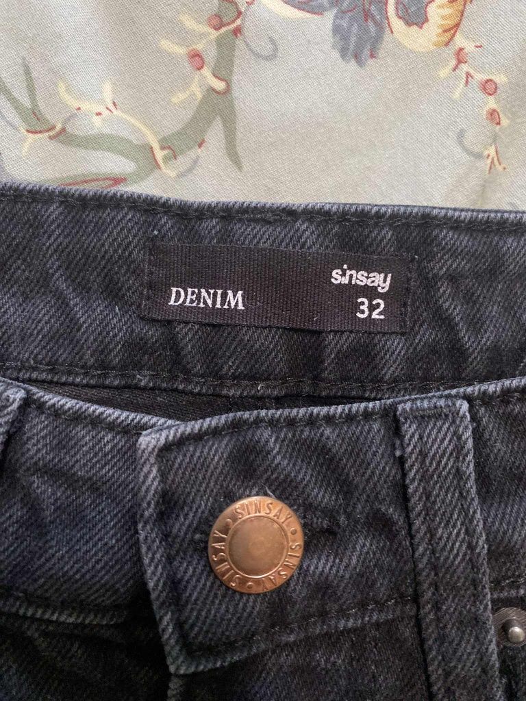 Szorty jeansowe dla nastolatki
