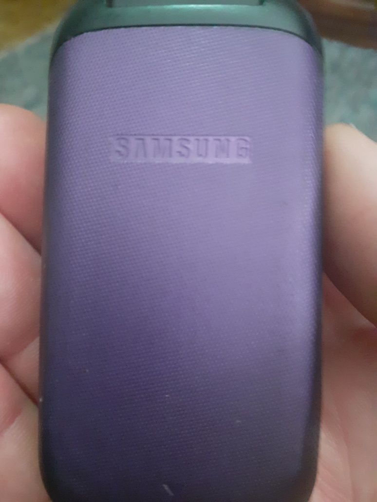 Samsung.GT.E1190