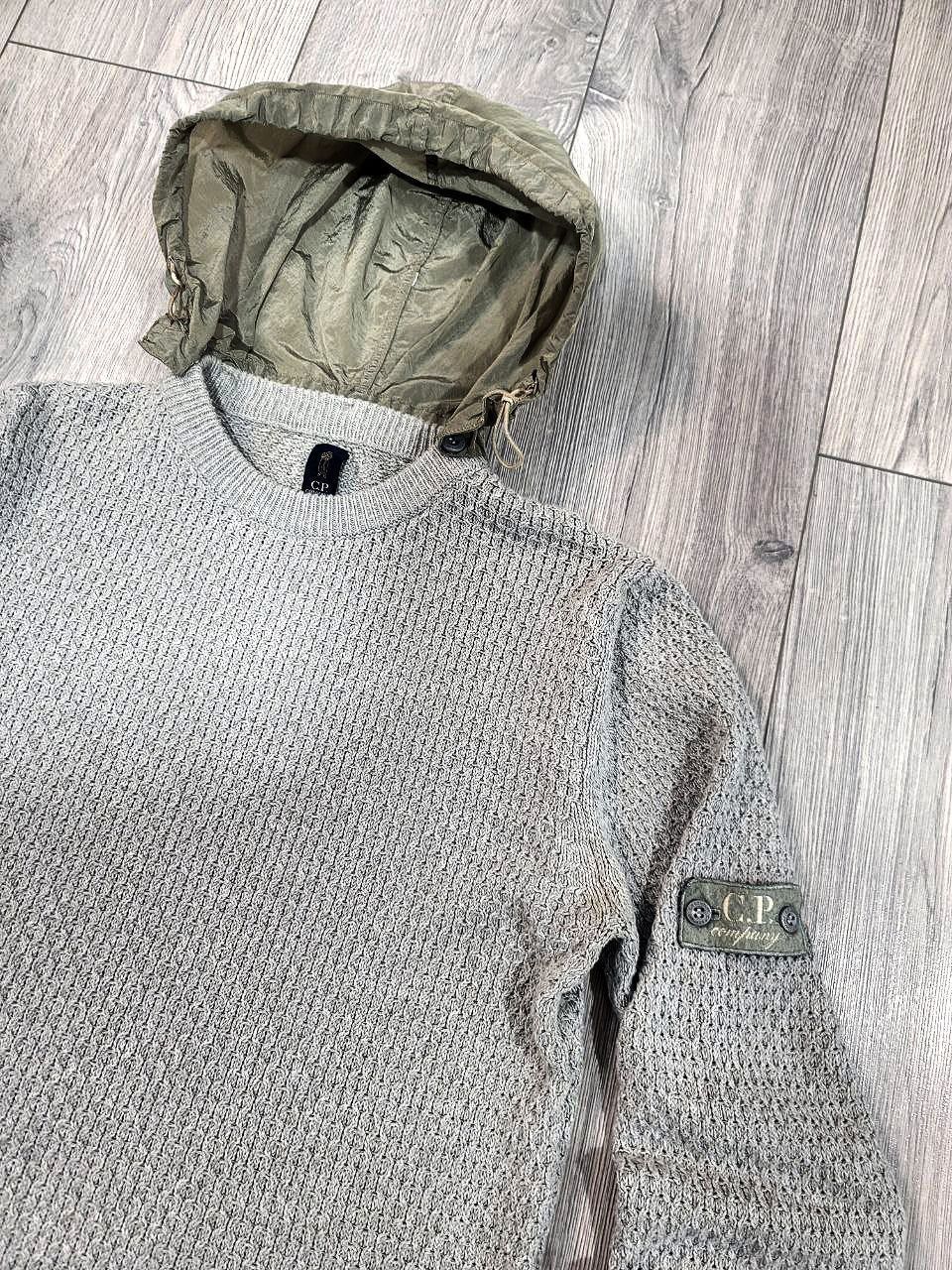 Свитер cp company с патчем