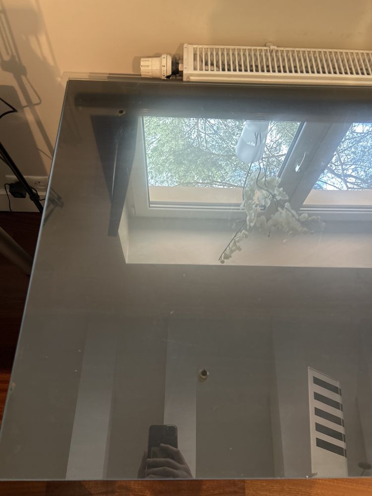 Czarne biurko Ikea lakierowane