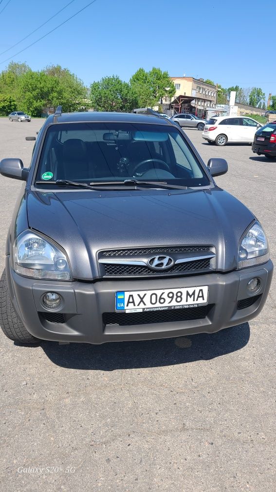 HYUNDAI Tucson продам