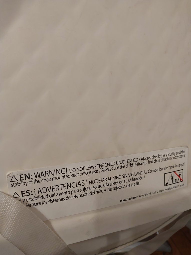 Krzeselko do karmienia z regulacją