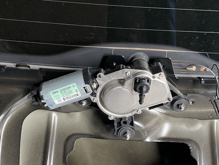 Audi q5 8r замок задньої ляди, мотор склоочисника 2012-2017